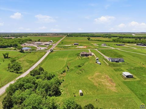 Tiny photo for 7630 SE Berryton Rd, Berryton, KS 66409 (MLS # 244732)