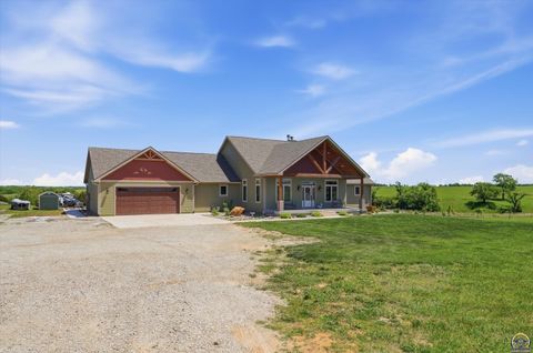 Tiny photo for 7630 SE Berryton Rd, Berryton, KS 66409 (MLS # 244732)