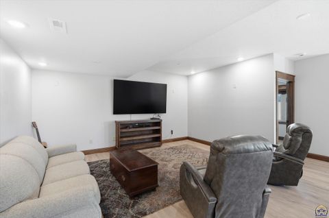 Tiny photo for 7630 SE Berryton Rd, Berryton, KS 66409 (MLS # 244732)