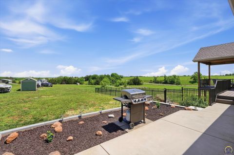 Tiny photo for 7630 SE Berryton Rd, Berryton, KS 66409 (MLS # 244732)