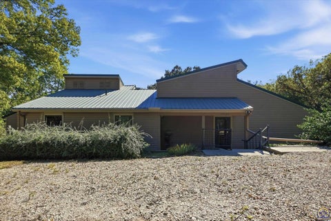 Photo of 16146 S Morrill Rd, Scranton, KS 66537 (MLS # 246446)