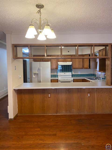 Tiny photo for 4847 SW 29th St, Topeka, KS 66614 (MLS # 245936)