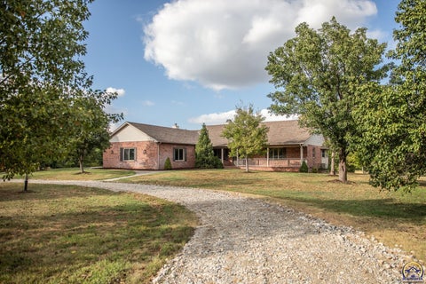 Tiny photo for 11740 SW 40th St, Towanda, KS 67144 (MLS # 246798)