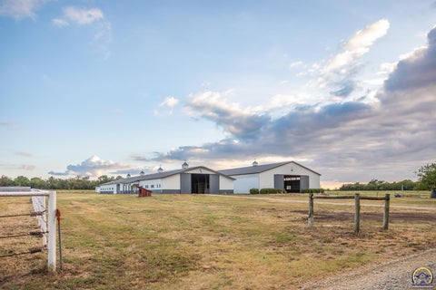 Tiny photo for 11740 SW 40th St, Towanda, KS 67144 (MLS # 246798)