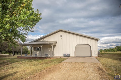 Tiny photo for 11740 SW 40th St, Towanda, KS 67144 (MLS # 246798)