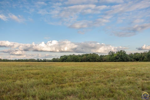 Tiny photo for 11740 SW 40th St, Towanda, KS 67144 (MLS # 246798)