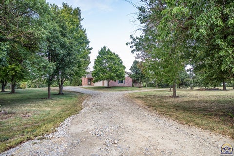 Tiny photo for 11740 SW 40th St, Towanda, KS 67144 (MLS # 246798)