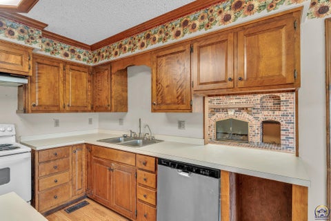 Tiny photo for 1505 Linn Street, Valley Falls, KS 66610 (MLS # 244499)