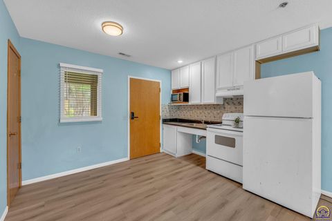 Tiny photo for 1505 Linn Street, Valley Falls, KS 66610 (MLS # 244499)
