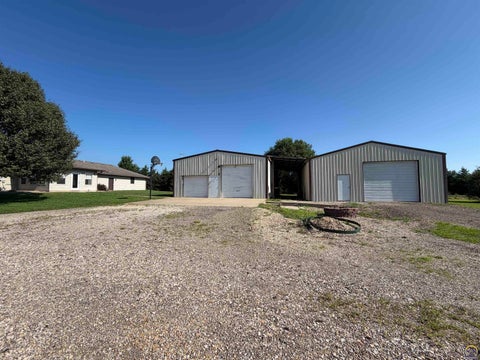 Tiny photo for 6130 NE Shaffer Rd, Topeka, KS 66617 (MLS # 245550)