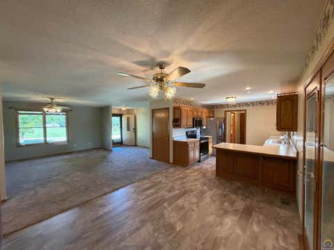 Tiny photo for 6130 NE Shaffer Rd, Topeka, KS 66617 (MLS # 245550)