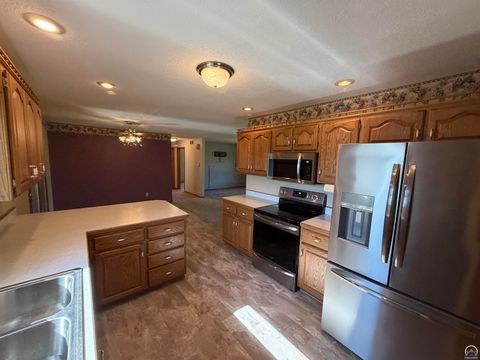Tiny photo for 6130 NE Shaffer Rd, Topeka, KS 66617 (MLS # 245550)