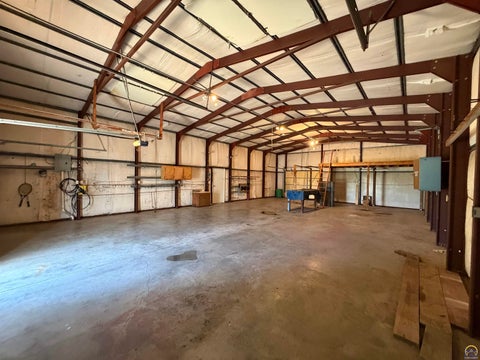 Tiny photo for 6130 NE Shaffer Rd, Topeka, KS 66617 (MLS # 245550)