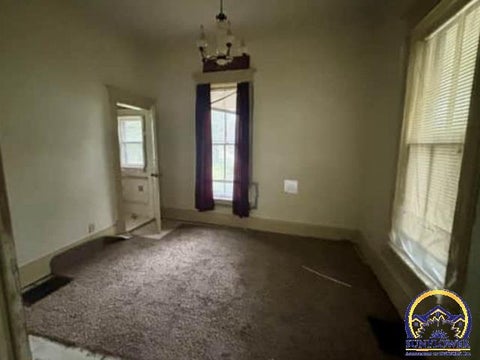 Tiny photo for 118 Sylvan St, Emporia, KS 66801 (MLS # 246264)