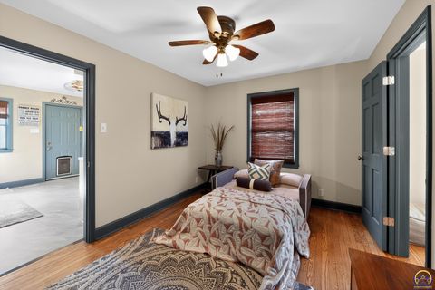 Tiny photo for 2645 SE 29th St, Topeka, KS 66605 (MLS # 244888)