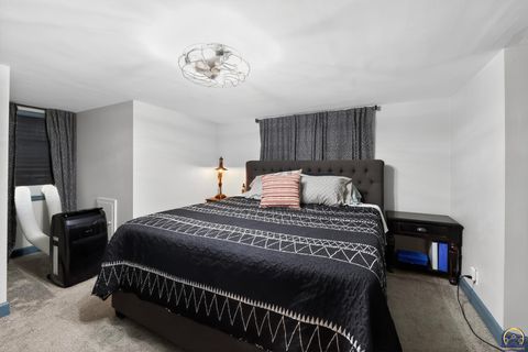 Tiny photo for 2645 SE 29th St, Topeka, KS 66605 (MLS # 244888)