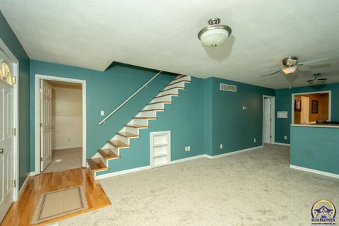 Tiny photo for 810 Francis St, Valley Falls, KS 66088 (MLS # 246890)
