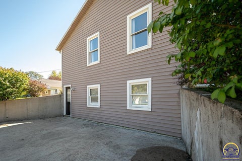 Tiny photo for 810 Francis St, Valley Falls, KS 66088 (MLS # 246890)