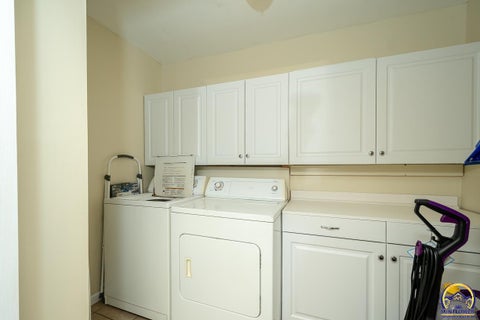 Tiny photo for 810 Francis St, Valley Falls, KS 66088 (MLS # 246890)