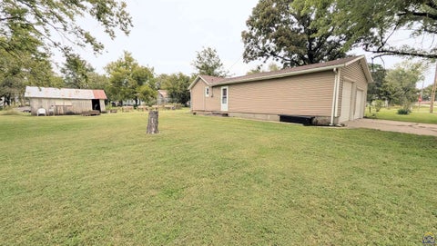 Tiny photo for 619 Ivy St, Admire, KS 66830 (MLS # 246833)