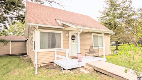 Photo of 619 Ivy St, Admire, KS 66830 (MLS # 246833)