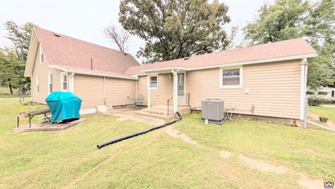 Tiny photo for 619 Ivy St, Admire, KS 66830 (MLS # 246833)