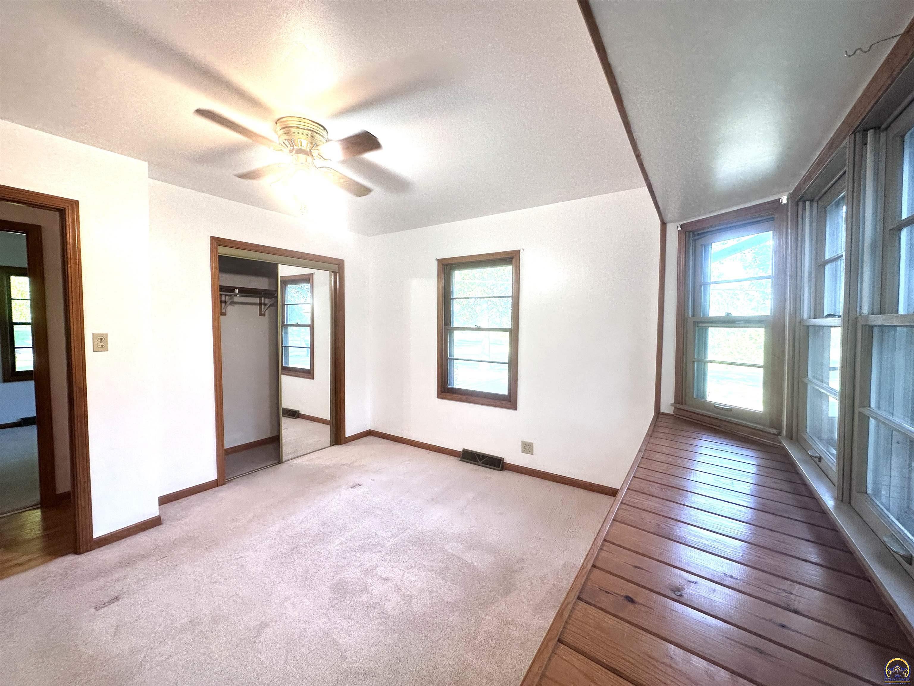 Topeka, Kansas 66618, United States, 2 Bedrooms Bedrooms, ,1 BathroomBathrooms,Residential,Pending,195268