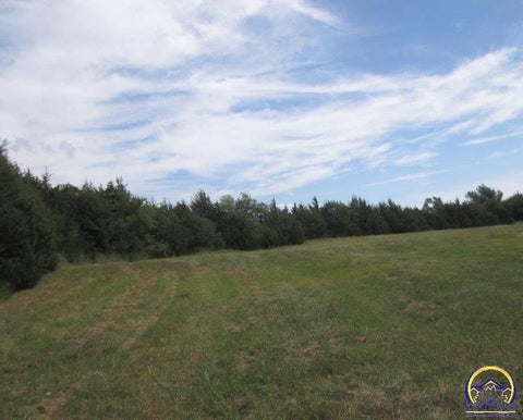 Photo of 0 S Ratner Rd, Overbrook, KS 66524 (MLS # 246590)