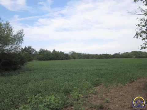 Tiny photo for 0 S Ratner Rd, Overbrook, KS 66524 (MLS # 246590)