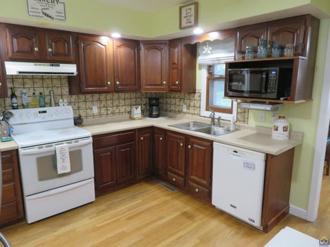 Tiny photo for 2207 NW Polk St, Topeka, KS 66608 (MLS # 246278)