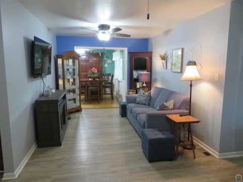 Tiny photo for 2207 NW Polk St, Topeka, KS 66608 (MLS # 246278)