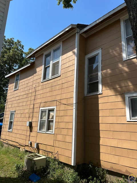 Tiny photo for 421 Congress St, Emporia, KS 66801 (MLS # 246199)