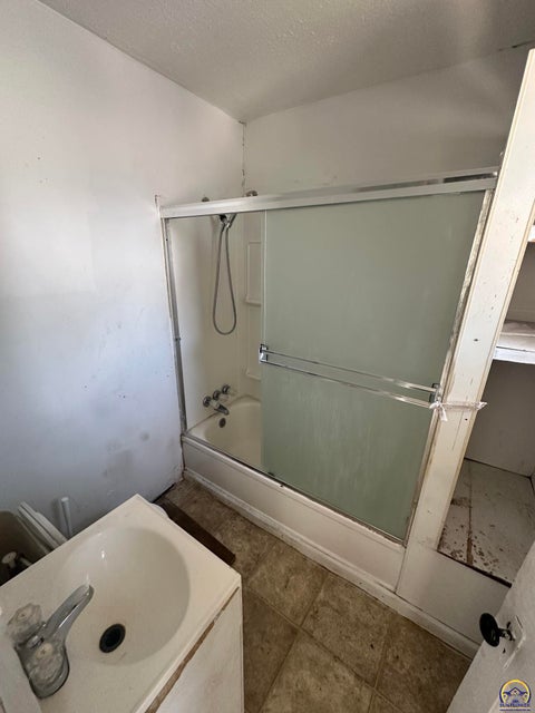 Tiny photo for 421 Congress St, Emporia, KS 66801 (MLS # 246199)