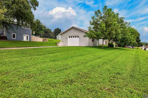 Tiny photo for 800 Banner Rd, Holton, KS 66436 (MLS # 245938)