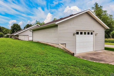 Tiny photo for 800 Banner Rd, Holton, KS 66436 (MLS # 245938)