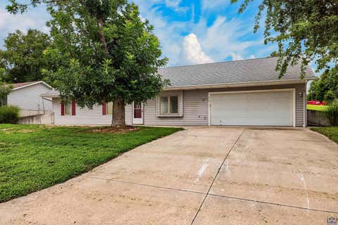 Photo of 800 Banner Rd, Holton, KS 66436 (MLS # 245938)