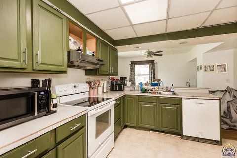 Tiny photo for 509 NW 5th St, Abilene, KS 67410 (MLS # 245640)
