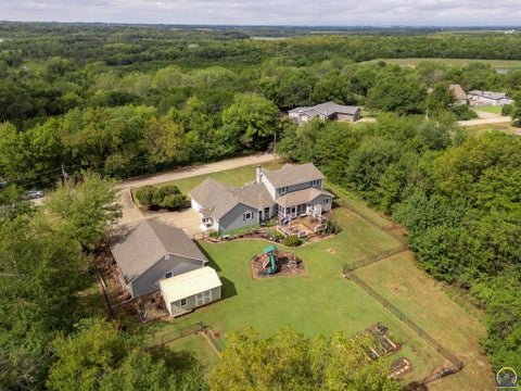 Tiny photo for 6288 Ridgeview Dr, Ozawkie, KS 66070 (MLS # 246704)