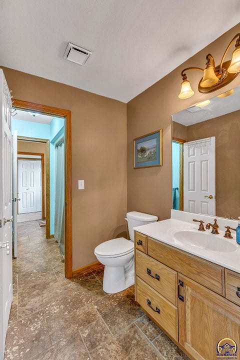 Tiny photo for 6288 Ridgeview Dr, Ozawkie, KS 66070 (MLS # 246704)