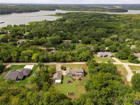Tiny photo for 6288 Ridgeview Dr, Ozawkie, KS 66070 (MLS # 246704)