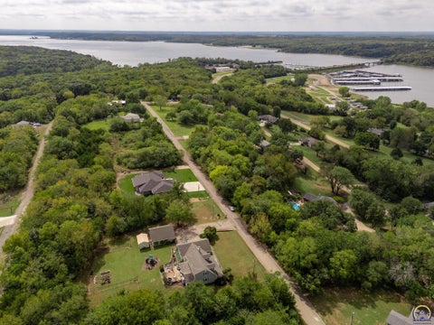 Tiny photo for 6288 Ridgeview Dr, Ozawkie, KS 66070 (MLS # 246704)