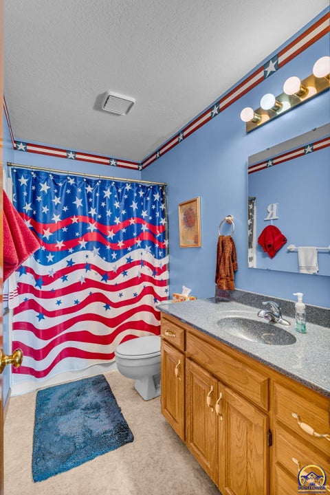 Tiny photo for 995 E 1549 Rd, Lawrence, KS 66046 (MLS # 246600)