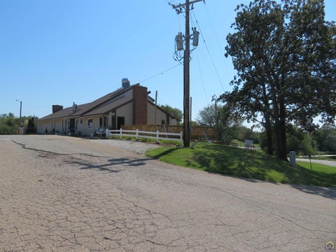 Tiny photo for 0000 Crescent Rim Dr #Lots 26 and 27, Ozawkie, KS 66070 (MLS # 246706)