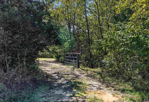Tiny photo for 10725 SW 81st St, Auburn, KS 66042 (MLS # 246921)