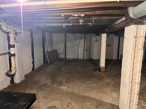 Tiny photo for 1167 SW Wayne Ave, Topeka, KS 66604 (MLS # 245450)