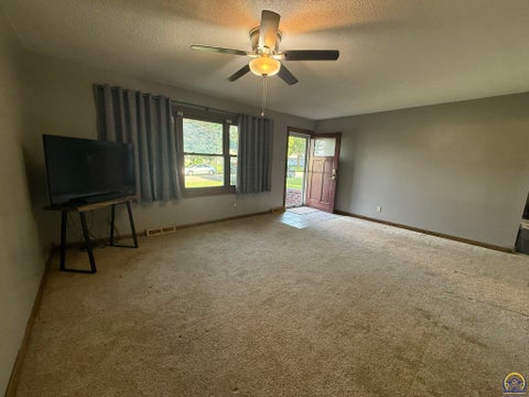 Tiny photo for 401 S Apollo St, Silver Lake, KS 66539 (MLS # 244871)