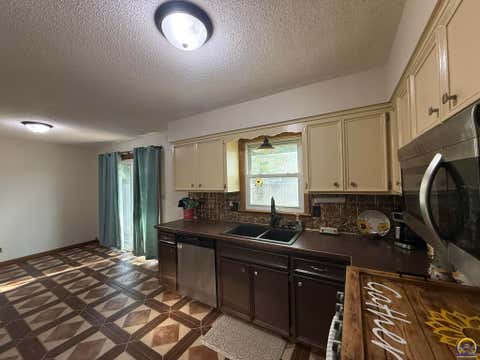 Tiny photo for 401 S Apollo St, Silver Lake, KS 66539 (MLS # 244871)