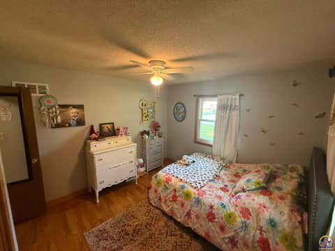 Tiny photo for 401 S Apollo St, Silver Lake, KS 66539 (MLS # 244871)