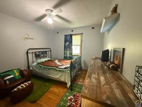 Tiny photo for 401 S Apollo St, Silver Lake, KS 66539 (MLS # 244871)