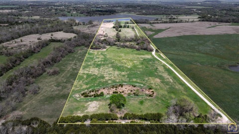Tiny photo for 1548 N 800 Rd, Baldwin City, KS 66006 (MLS # 244055)